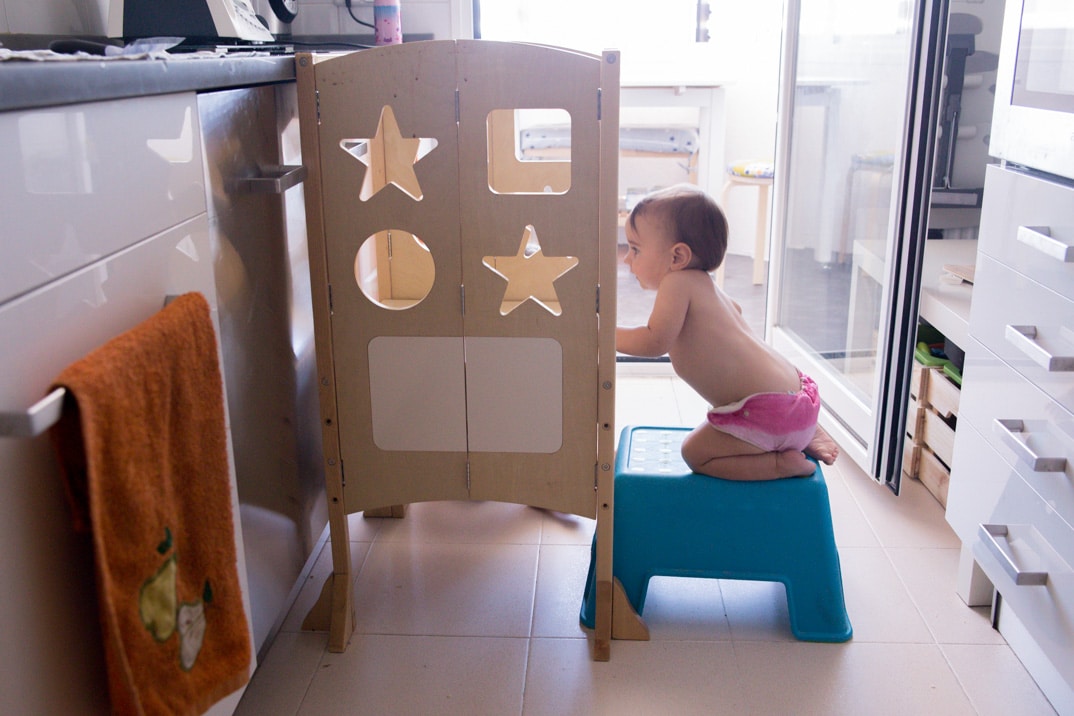 ⇧Guidecraft: Torre de aprendizaje Montessori plegable