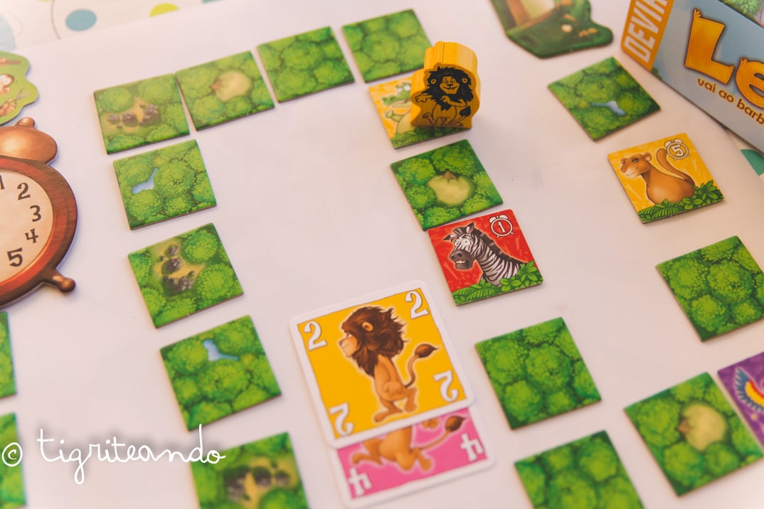 Devir – Leo Va Dal Barbiere (Leo Va Al Barbero) – Gioco Da Tavolo Per Bambini 6+